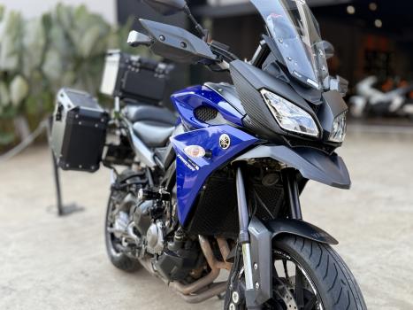 YAMAHA MT-09 850 ABS, Foto 3