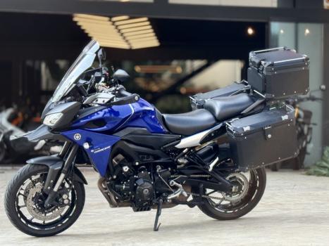 YAMAHA MT-09 850 ABS, Foto 4