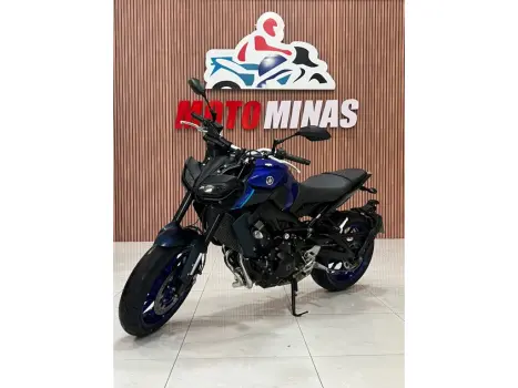 YAMAHA MT-09 850 ABS, Foto 2