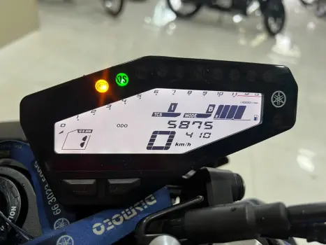 YAMAHA MT-09 850 ABS, Foto 5