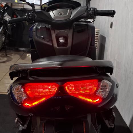 YAMAHA NMax 160 ABS, Foto 2