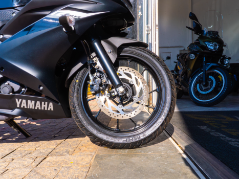YAMAHA R 15 , Foto 5