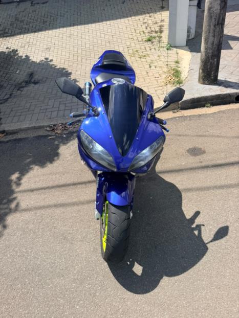 YAMAHA R 15 , Foto 6