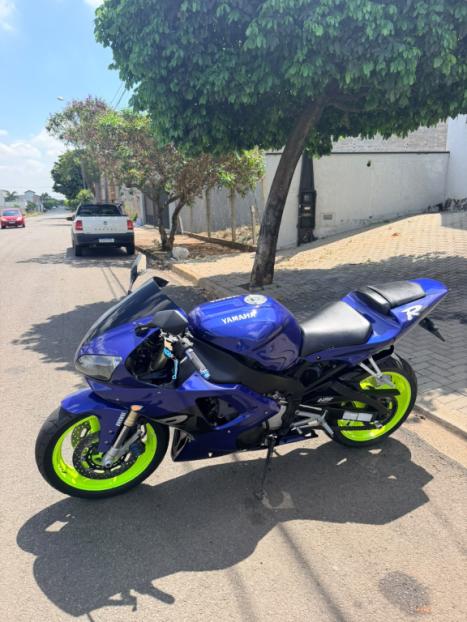 YAMAHA R 15 , Foto 8