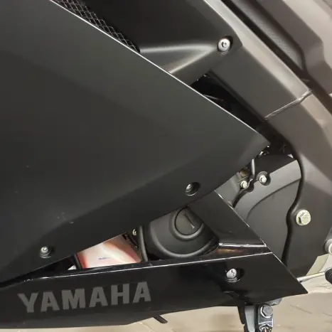 YAMAHA R 15 , Foto 14