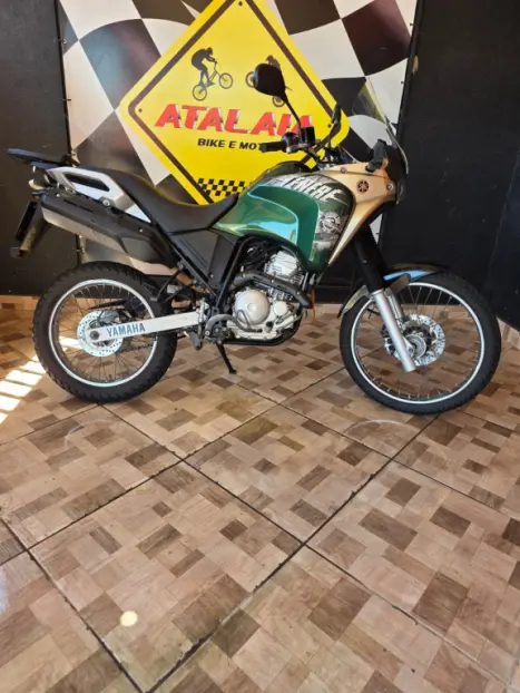 YAMAHA Teneré 250 XTZ, Foto 2