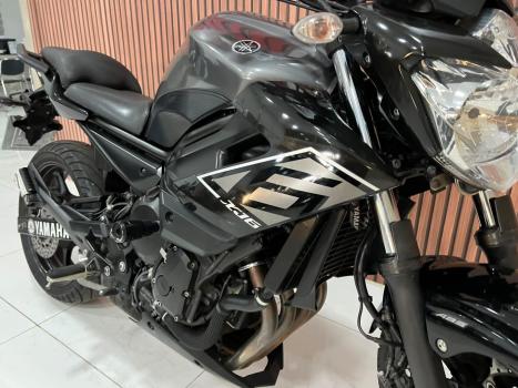 YAMAHA XJ6 600 , Foto 11