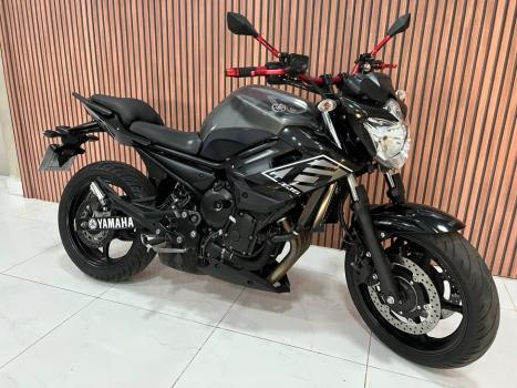YAMAHA XJ6 600 , Foto 12