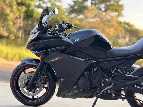 YAMAHA XJ6 600 F, Foto 10