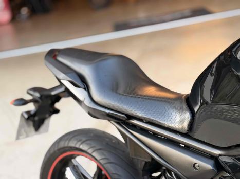 YAMAHA XJ6 600 F, Foto 6