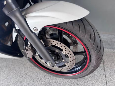 YAMAHA XJ6 600 F, Foto 12