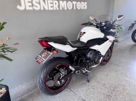 YAMAHA XJ6 600 F, Foto 14