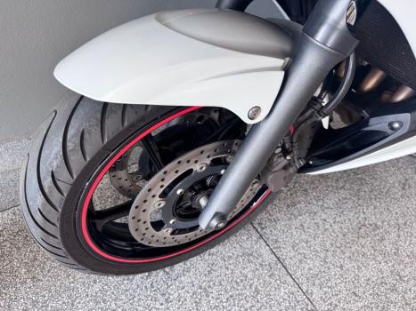 YAMAHA XJ6 600 F, Foto 17