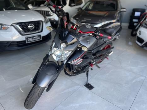 YAMAHA XJ6 600 F, Foto 1