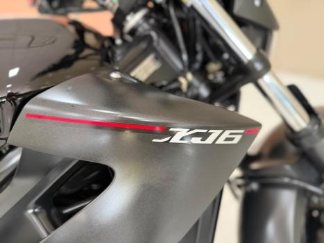 YAMAHA XJ6 600 F, Foto 5