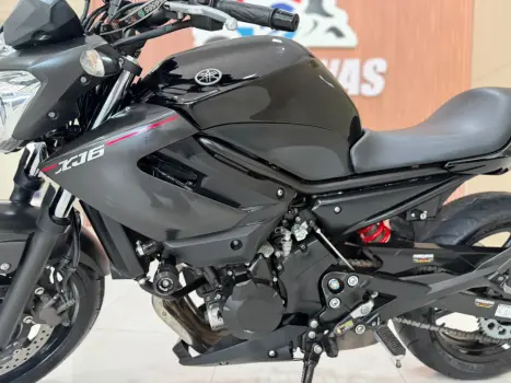 YAMAHA XJ6 600 F, Foto 4
