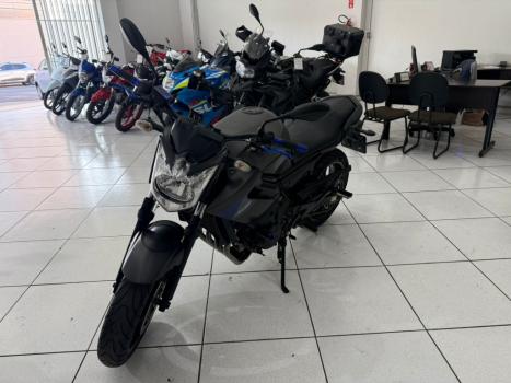 YAMAHA XJ6 600 N, Foto 6