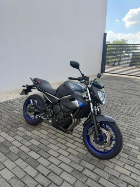 YAMAHA XJ6 600 N, Foto 8
