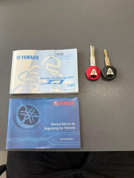 YAMAHA XJ6 600 N, Foto 11