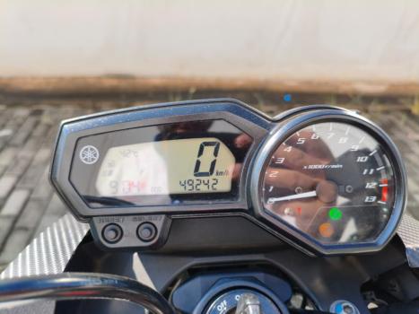 YAMAHA XJ6 600 N, Foto 2