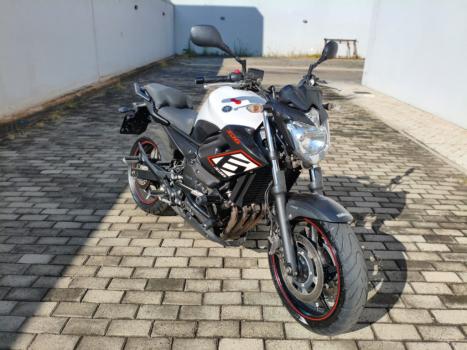 YAMAHA XJ6 600 N, Foto 6