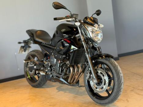 YAMAHA XJ6 600 N, Foto 3