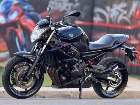 YAMAHA XJ6 600 N, Foto 2