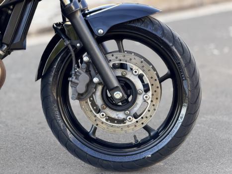 YAMAHA XJ6 600 N, Foto 4