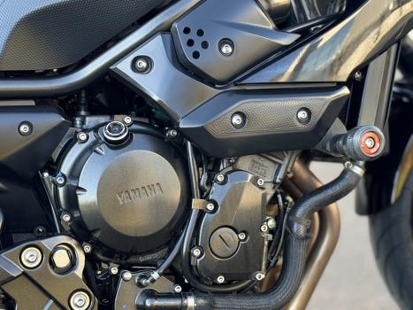 YAMAHA XJ6 600 N, Foto 9
