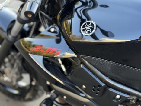 YAMAHA XJ6 600 N, Foto 12