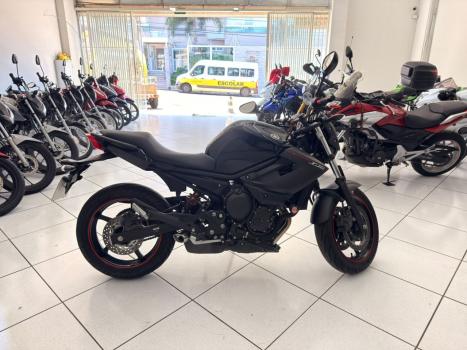YAMAHA XJ6 600 N, Foto 8
