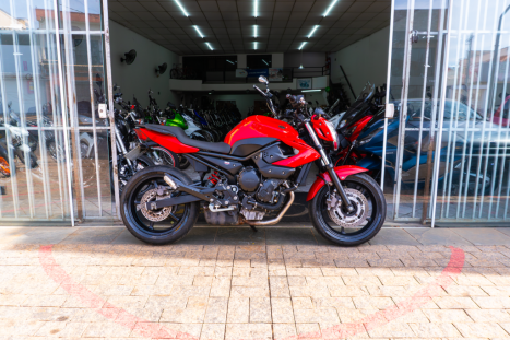 YAMAHA XJ6 600 SP, Foto 2