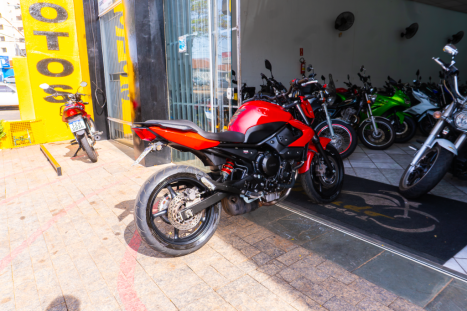 YAMAHA XJ6 600 SP, Foto 3