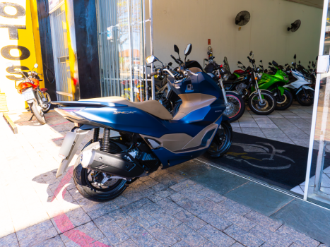 YAMAHA Xmax 160 , Foto 3