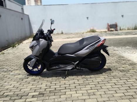 YAMAHA Xmax 250 , Foto 2