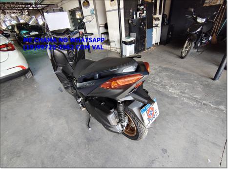 YAMAHA Xmax 250 , Foto 6