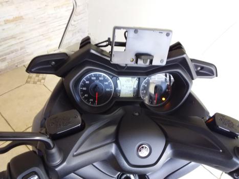 YAMAHA Xmax 250 , Foto 4