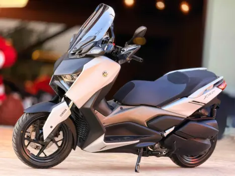 YAMAHA Xmax 250 , Foto 2