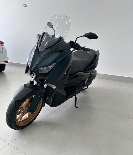 YAMAHA XMax 250 , Foto 2