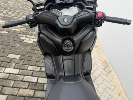YAMAHA XMax 250 , Foto 6