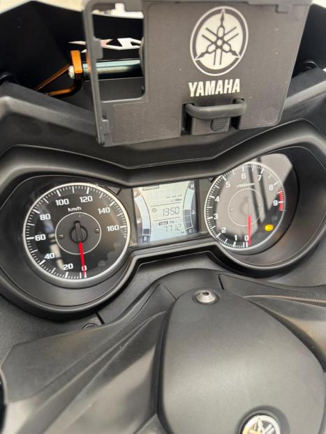 YAMAHA XMax 250 , Foto 2