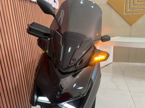 YAMAHA XMax 250 , Foto 10