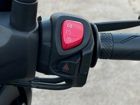YAMAHA XMax 250 , Foto 11