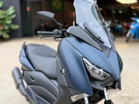 YAMAHA XMax 250 , Foto 2