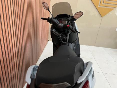 YAMAHA XMax 250 , Foto 6