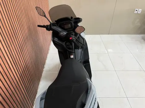 YAMAHA XMax 250 , Foto 11