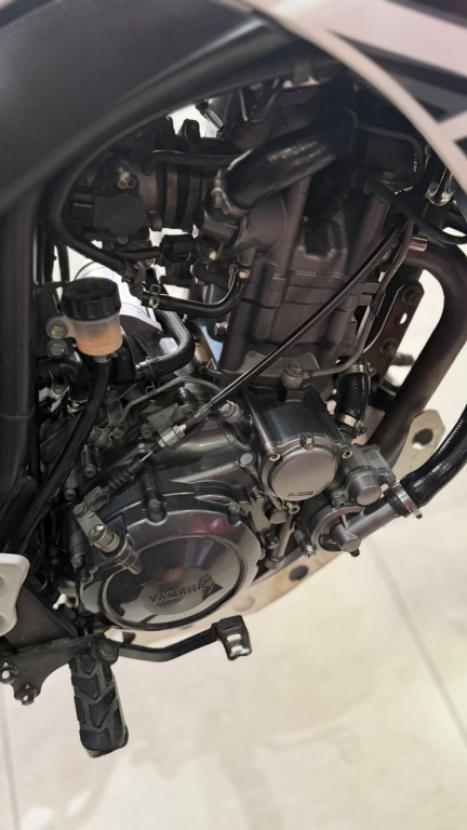 YAMAHA XT 660 R , Foto 2