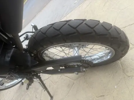 YAMAHA XTZ 250 LANDER, Foto 5