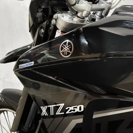 YAMAHA XTZ 250 LANDER, Foto 14