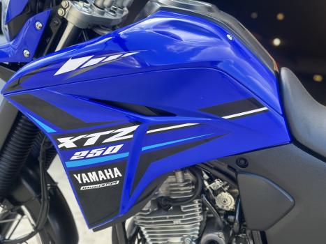 YAMAHA XTZ 250 LANDER, Foto 10